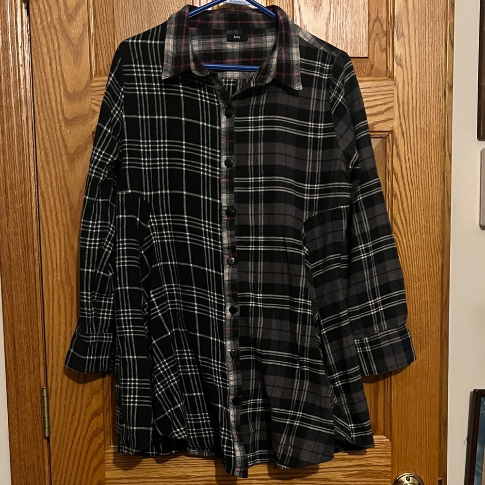 Plaid Button Down Shirt - Black and Gray